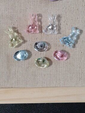 8 Pc Pastel Rabbits & Eggs Decorative Memo Display Bulletin Board Tack Push Pins
